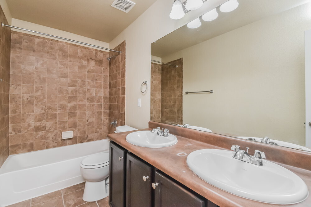 Building Photo - 6350 Tranters Creek Way
