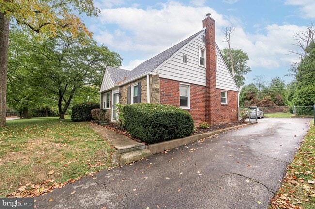 Building Photo - 1569 County Line Rd