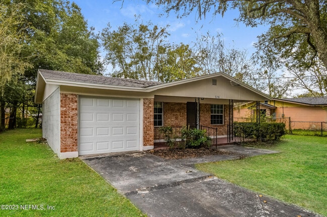 Building Photo - 5316 Arrowsmith Rd