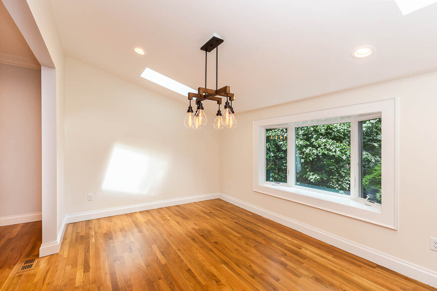 Dining room - 3 Carlton St