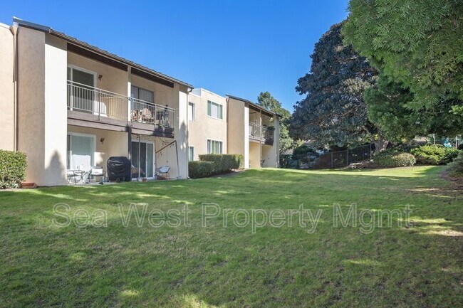 Building Photo - 820 Encinitas Blvd