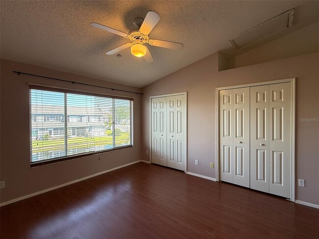 Building Photo - 412 Countryside Key Blvd