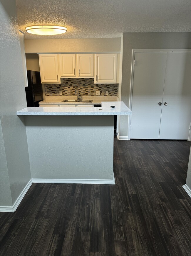 Building Photo - 5973 Westcreek Dr