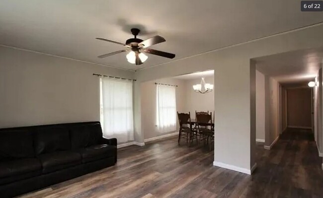Building Photo - 334 Senova Dr