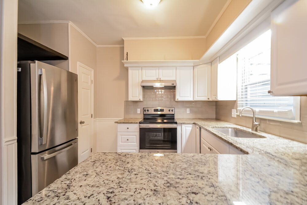 Building Photo - 100 Remington Woods Dr
