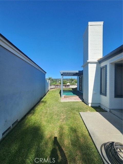 Building Photo - 23 Indian Hill Ln