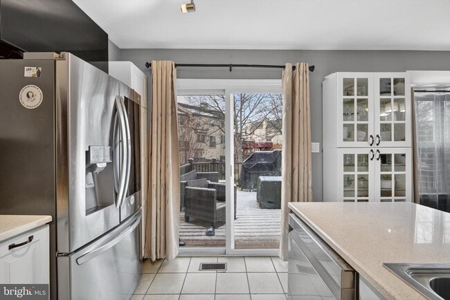 Building Photo - 3818 Early Glow Ln