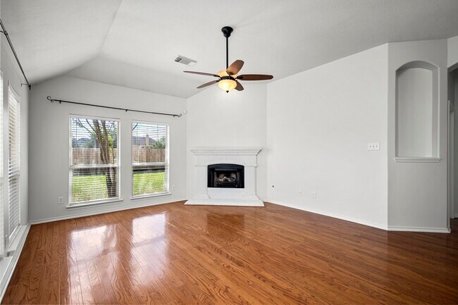Building Photo - 9907 Brandywood Cir