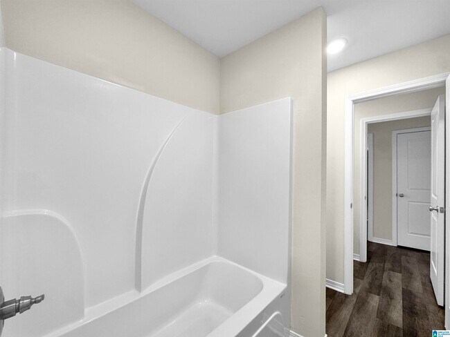 Building Photo - 1171 Hayward Lp