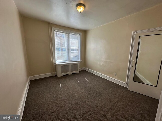 Building Photo - 7045 Torresdale Ave