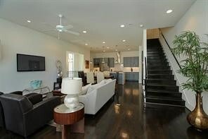 Building Photo - 1810 Oakdale St