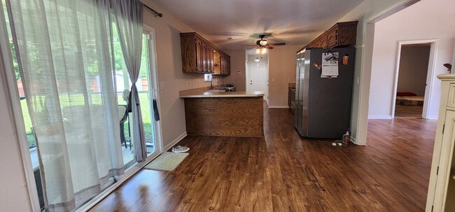 Building Photo - 2830 Amidala Ln