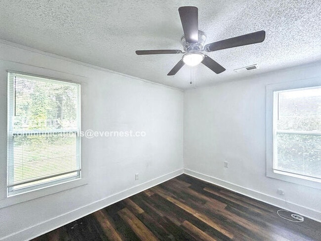 Building Photo - 1082 Palmetto Ave