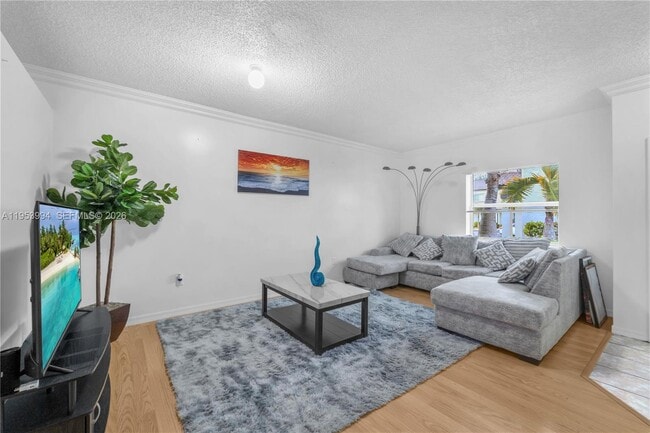 Building Photo - 2218 SE 26th Ln