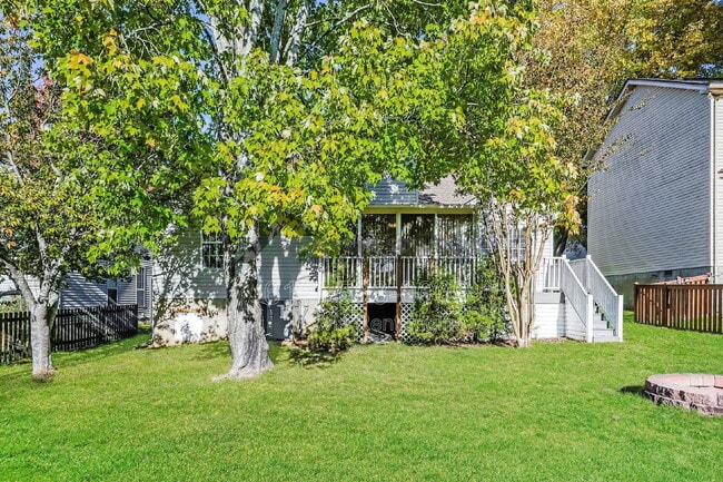 Building Photo - 306 Crooked Oak Ct