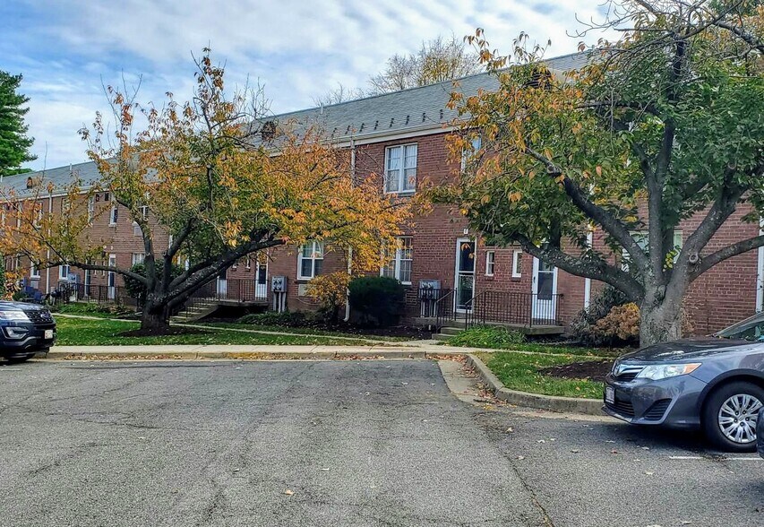 Building Photo - 310 Ashby St