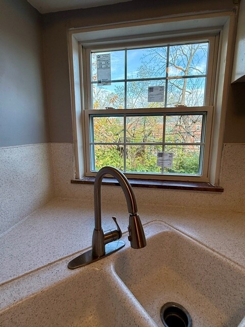 New windows throughout! - 2062 Ridgeview Rd