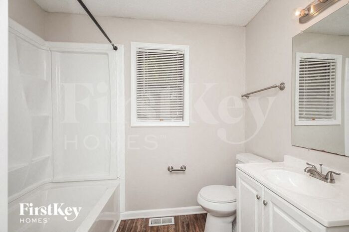 Building Photo - 4222 Anneewakee Rd