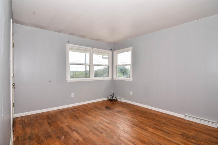 Building Photo - 2407 Clark Ln