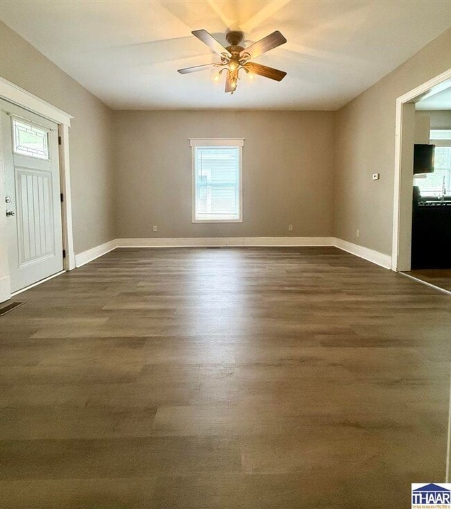 Building Photo - Renovated 3-Bedroom Home Steps from the 12...
