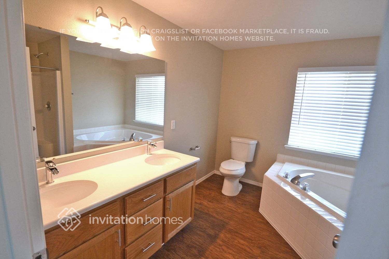 Building Photo - 14907 68th Ave E