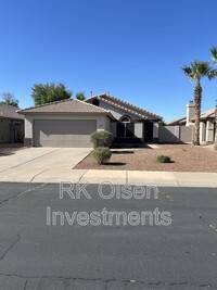 Building Photo - 3920 E Redfield Ct