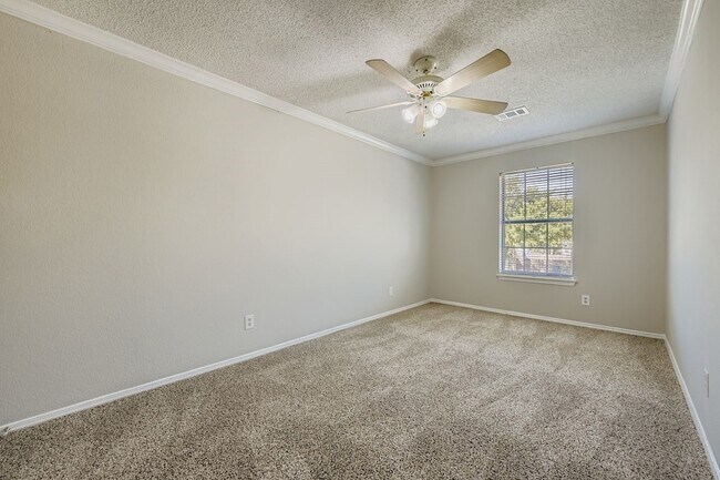 Building Photo - 1322 Jasmine Dr