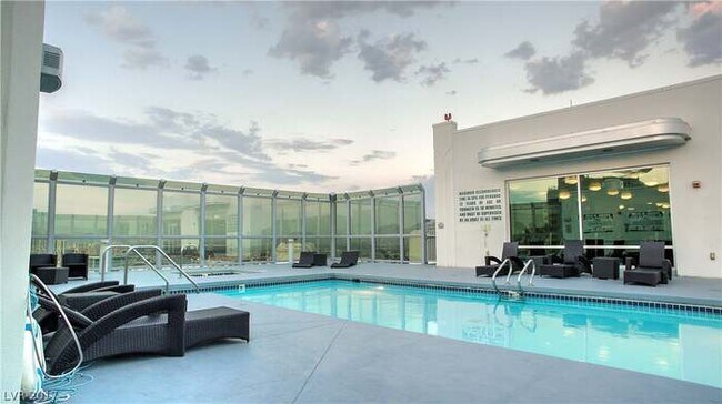 Rooftop pool - 900 Las Vegas Blvd N