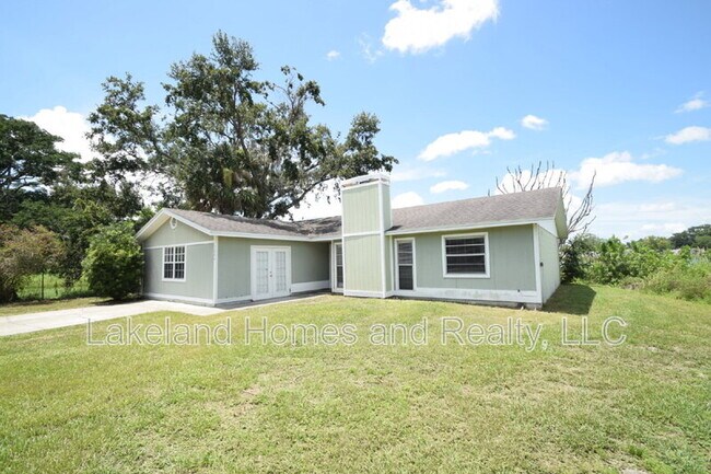 Building Photo - 1204 Honeytree Ln W