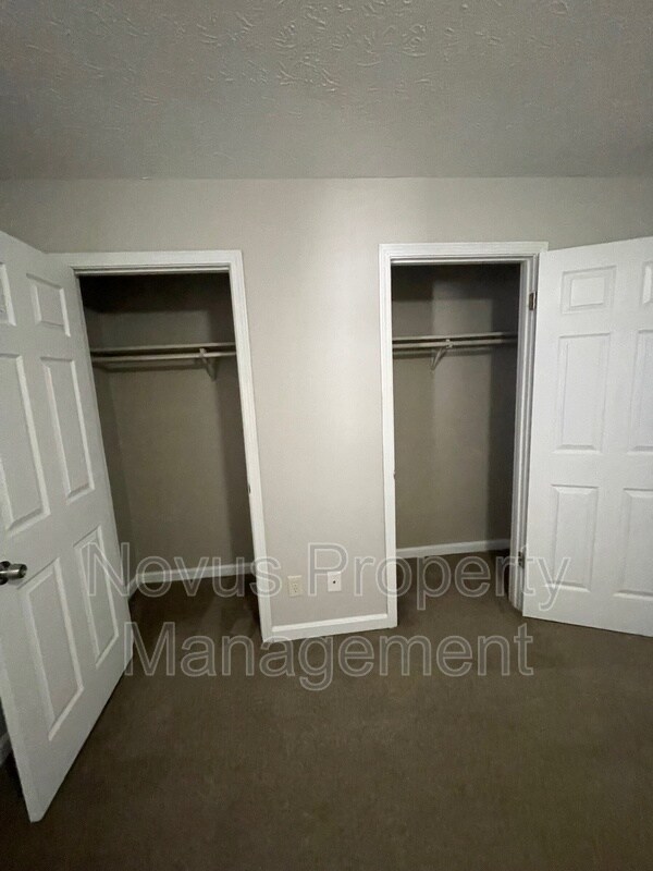 Building Photo - 761 South St