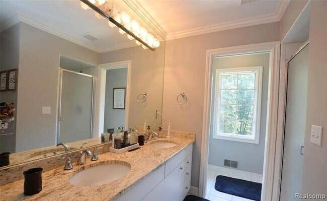 Building Photo - 23170 Inverness Ct