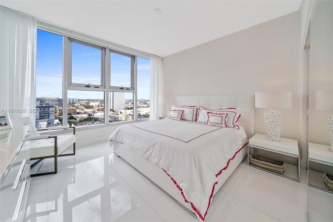 Building Photo - 6899 Collins Ave