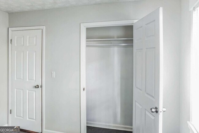 Building Photo - 2988 Heritage Valley Ct