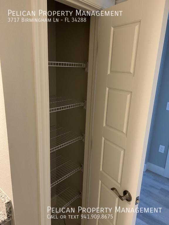 Building Photo - 3717 Birmingham Ln