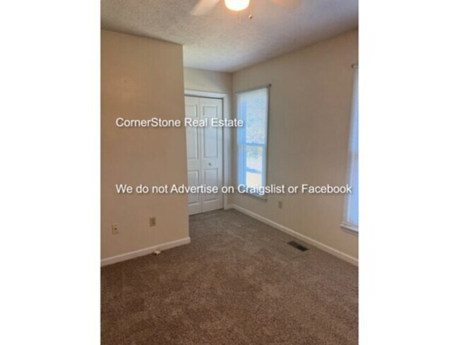 Building Photo - 5545 Archer Rd
