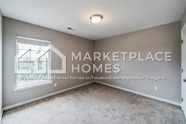 Building Photo - 15820 Flat Rock Ct NW