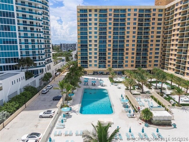 Building Photo - 2501 S Ocean Dr