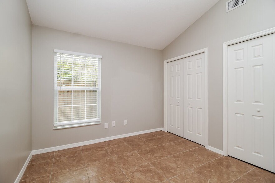 Building Photo - 623 Weybridge Ct