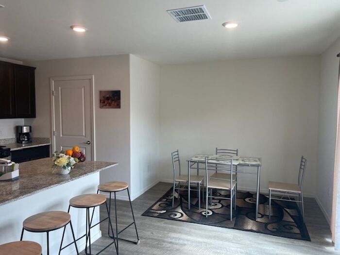 Building Photo - 12533 W Red Orchid St