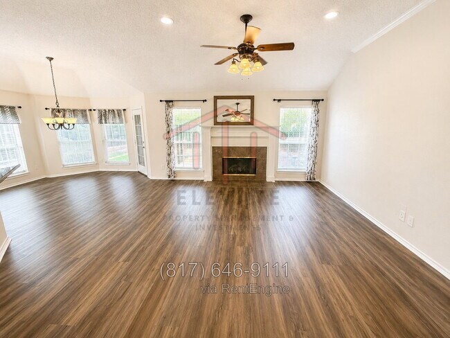 Building Photo - 2117 Pinwood Cir