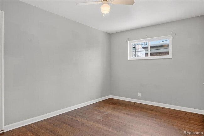 Building Photo - 13731 Elgin St