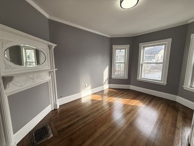 Building Photo - 181 Norfolk St