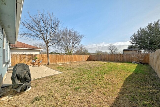 Building Photo - 5905 Los Dios Pl