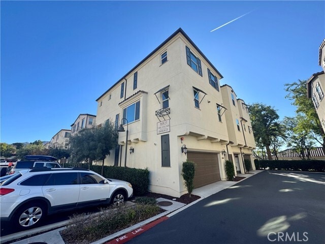 Building Photo - 21406 Dahlia Ct