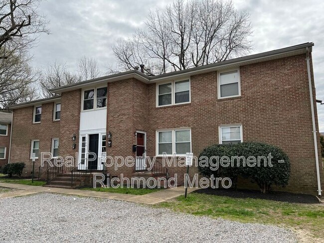 Building Photo - 1140 Shuford Ave