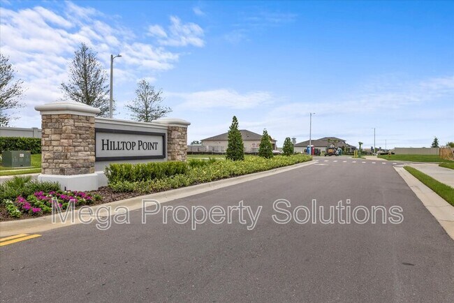 Building Photo - 12195 Stirrup Dr