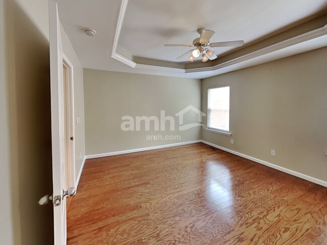 Building Photo - 1403 Bern Dr