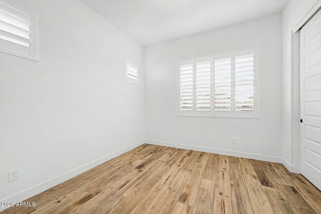 Building Photo - 17864 W Amberwood Dr