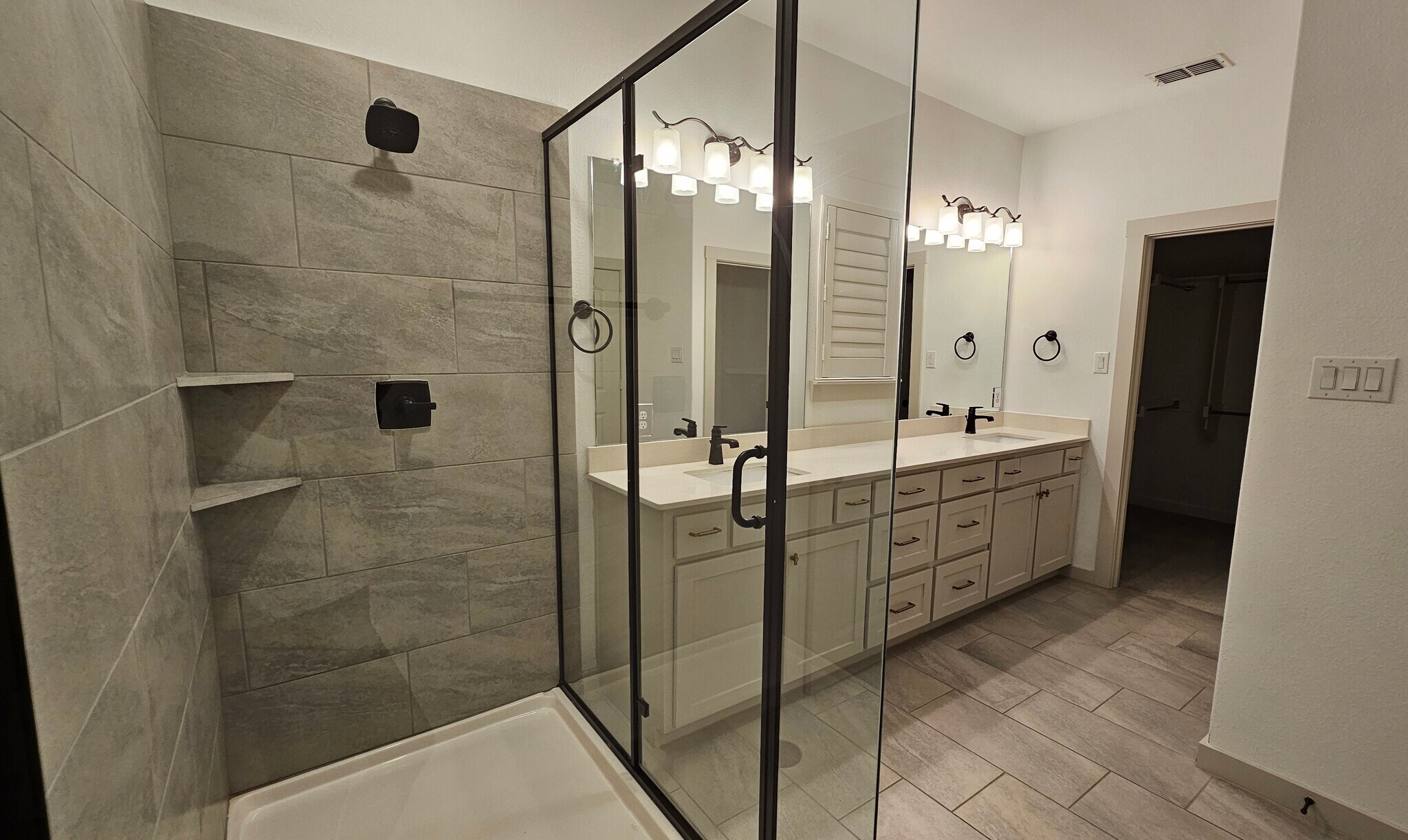 Building Photo - 4841 Rattler Ln