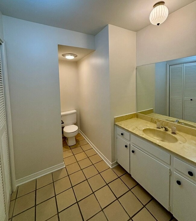 Building Photo - 5416 Heatherstone Dr